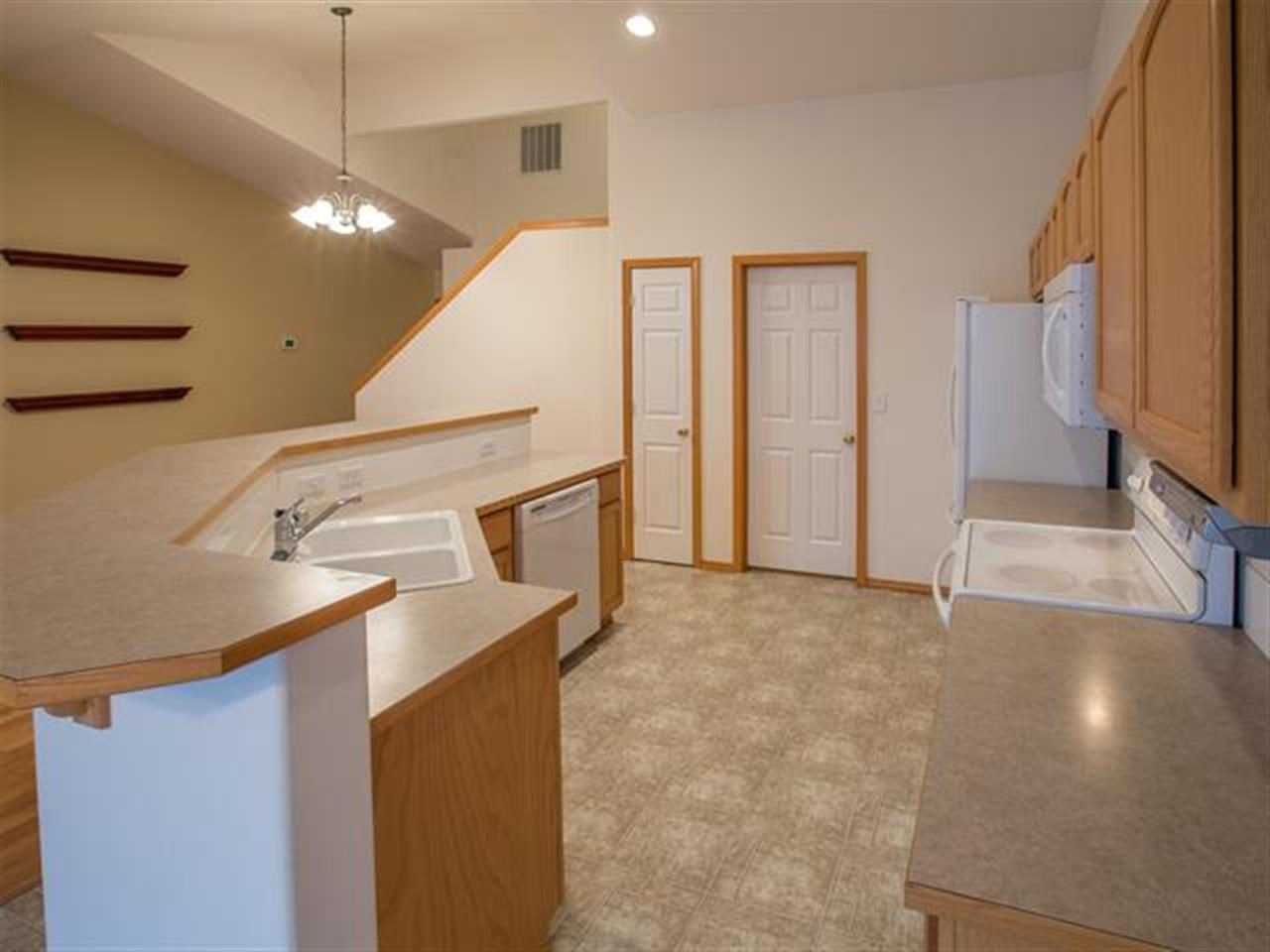 1612 E Vanetta Ln - Photo 6