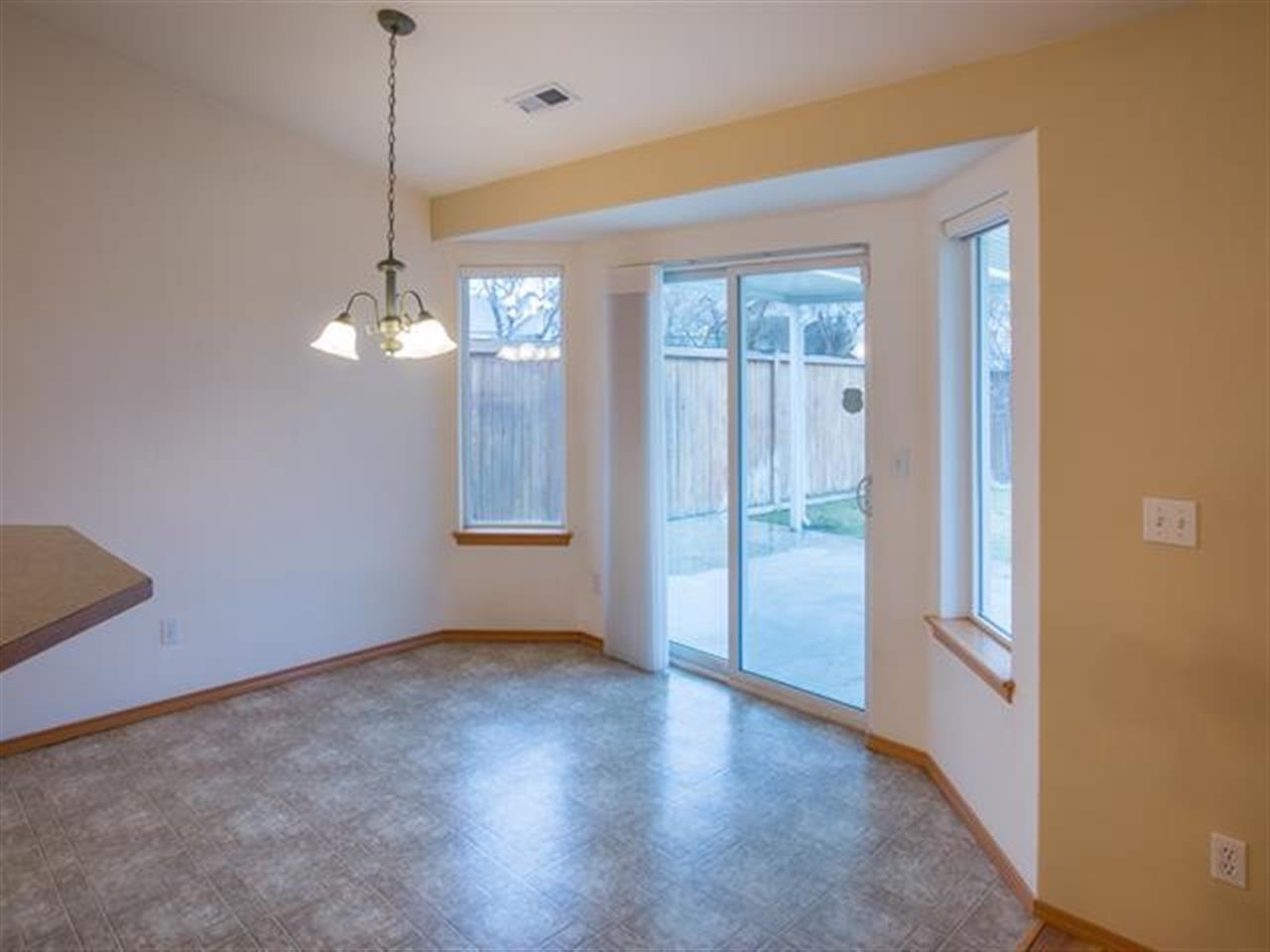 1612 E Vanetta Ln - Photo 9