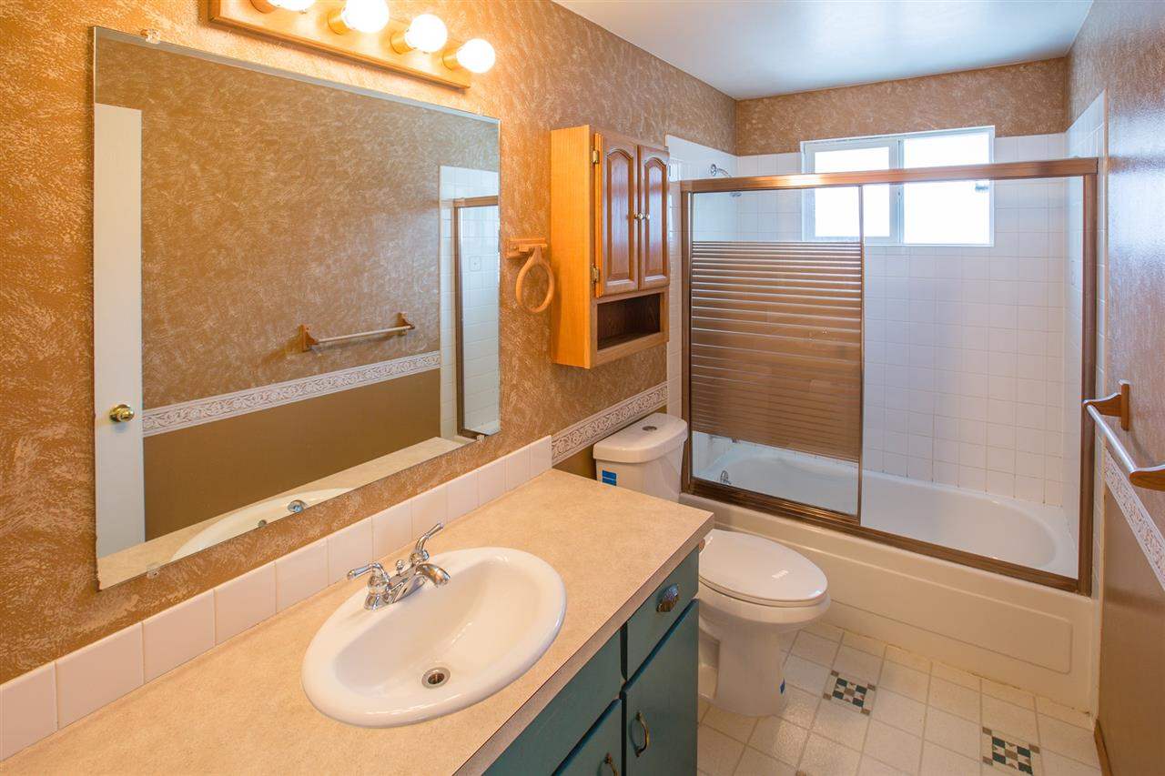 3927 E 13th Ave - Photo 10
