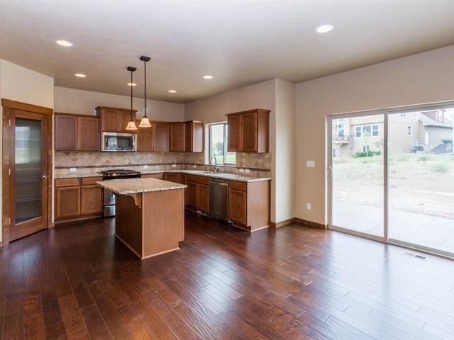 2114 S Selkirk Dr - Photo 6