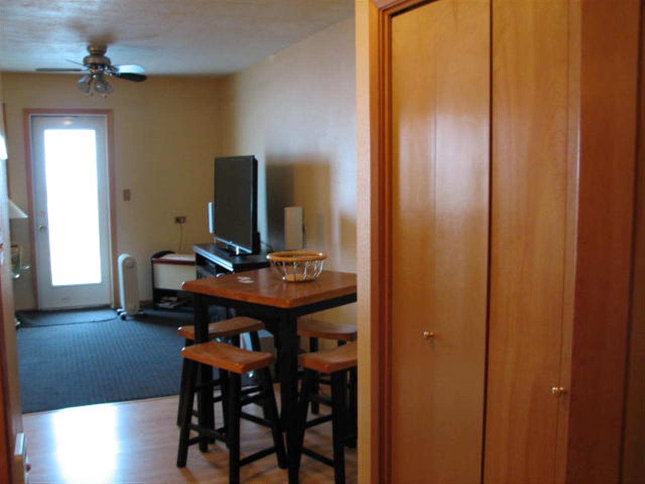 402 Spirit Inn - Photo 11