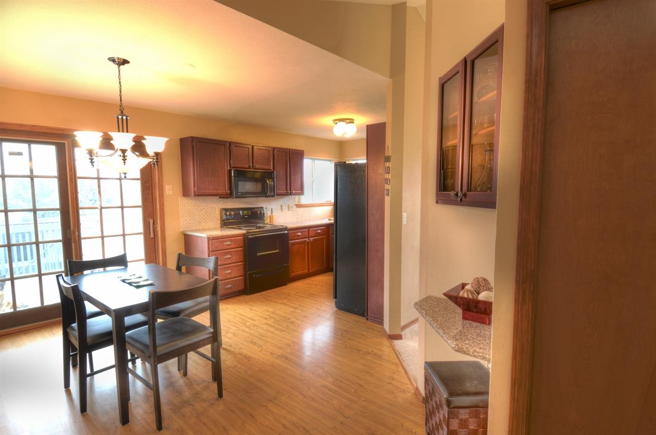 3102 S Sommer Ln - Photo 3