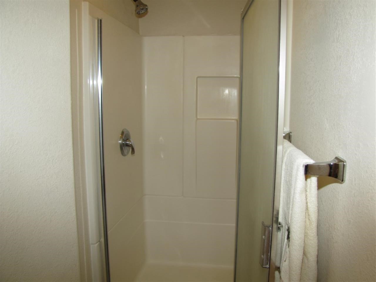 404 E Fellows - Photo 12