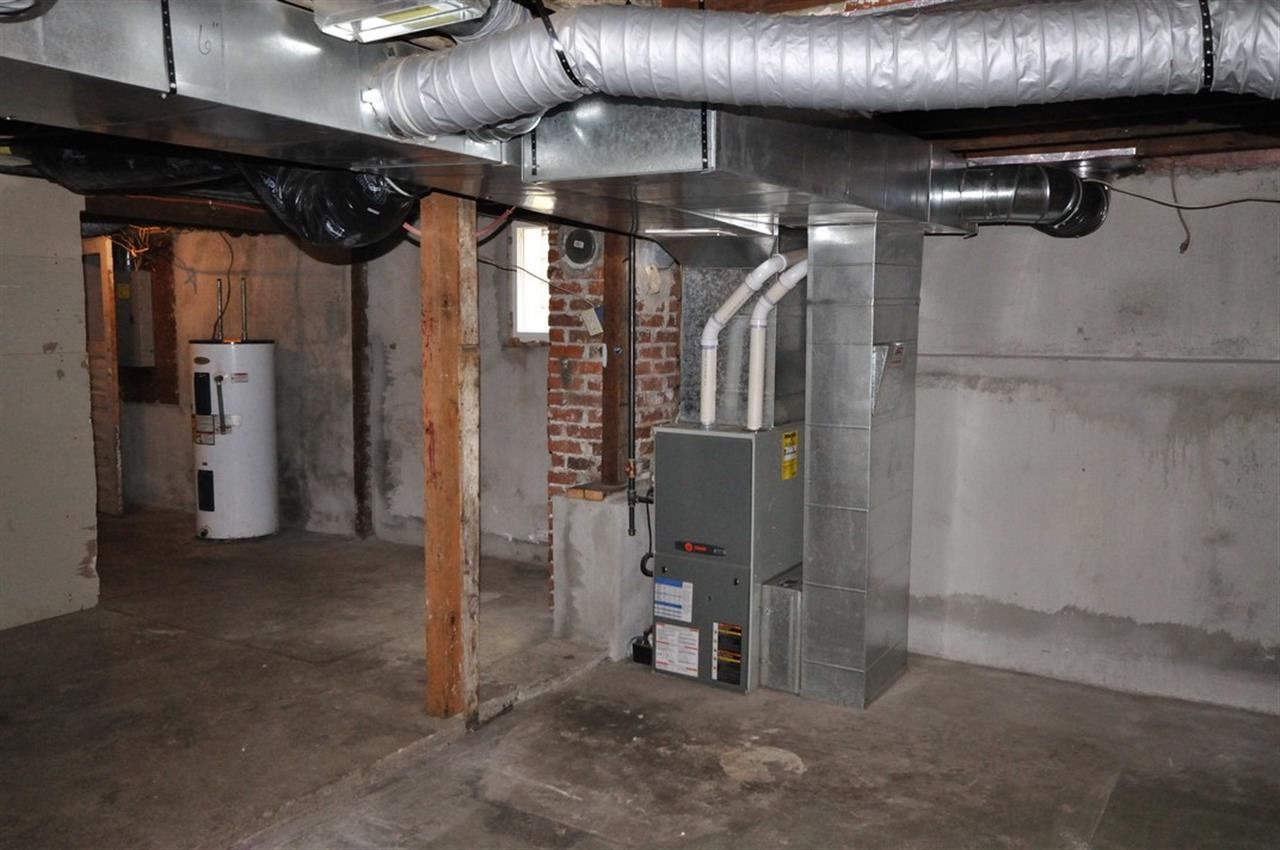 1212 E NEWARK - Photo 15