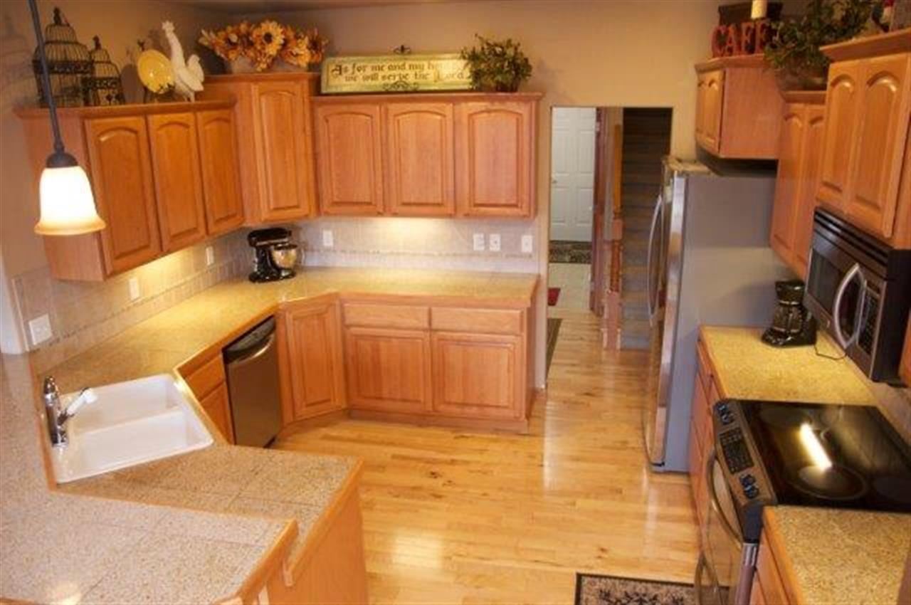 2212 W Abigail Ct - Photo 6