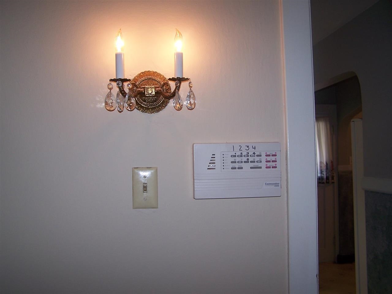 1430 W Augusta Ave - Photo 12
