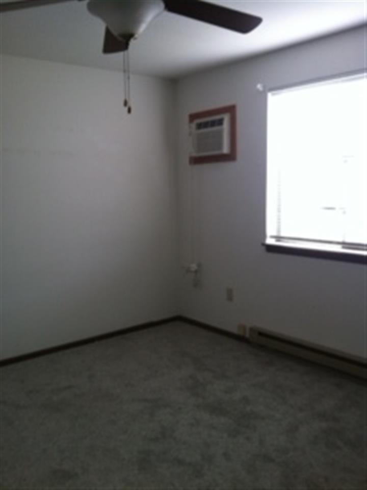 509 N Grace St - Photo 8