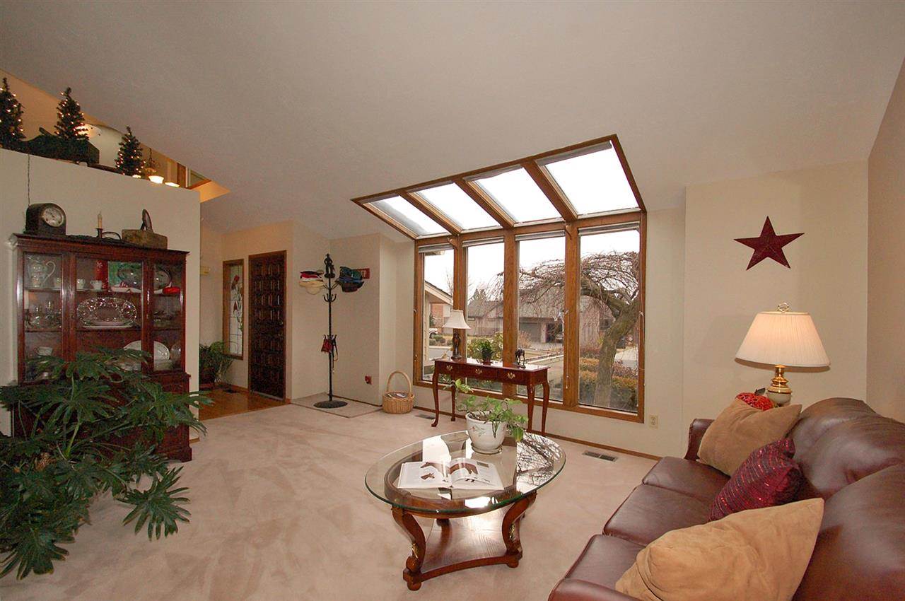 6902 N Westgate - Photo 4