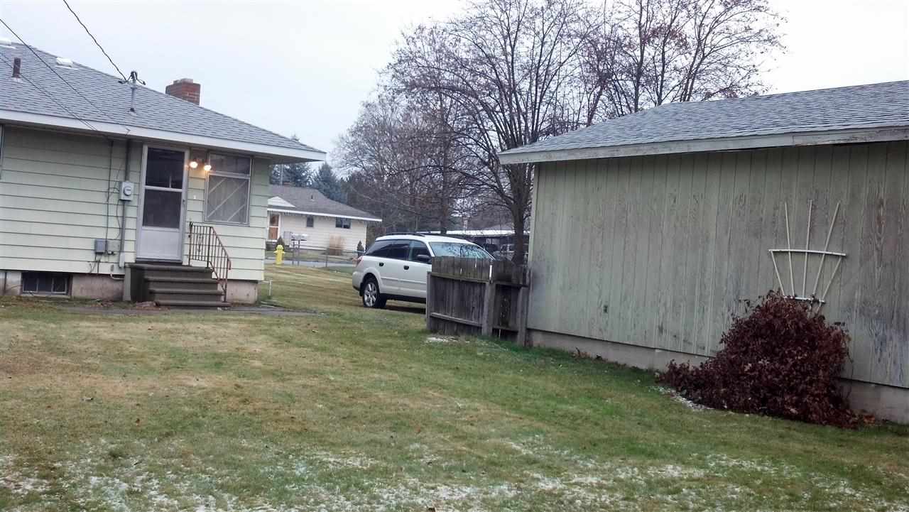 13222 E Boone Ave - Photo 16
