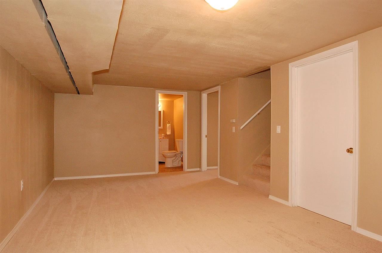 2023 E Bismark Ave - Photo 11