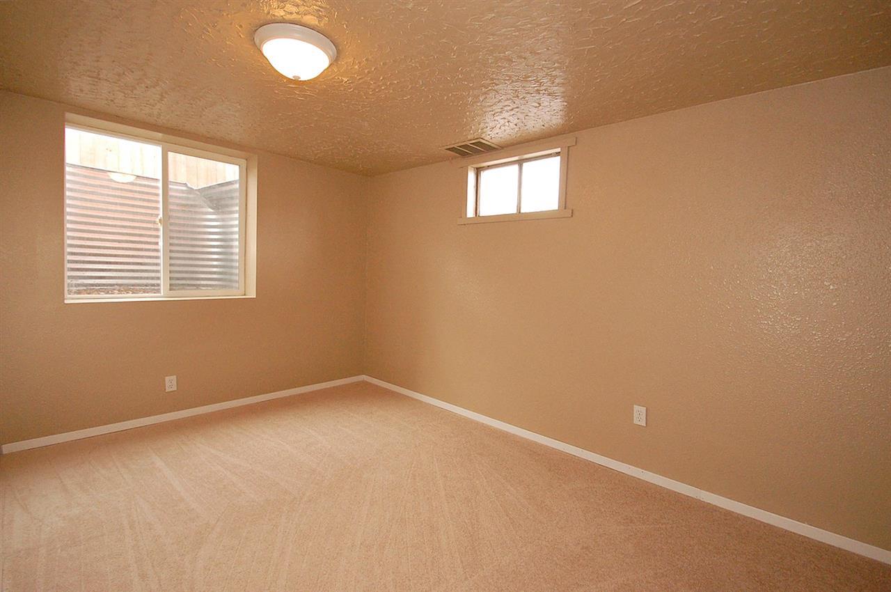 2023 E Bismark Ave - Photo 9