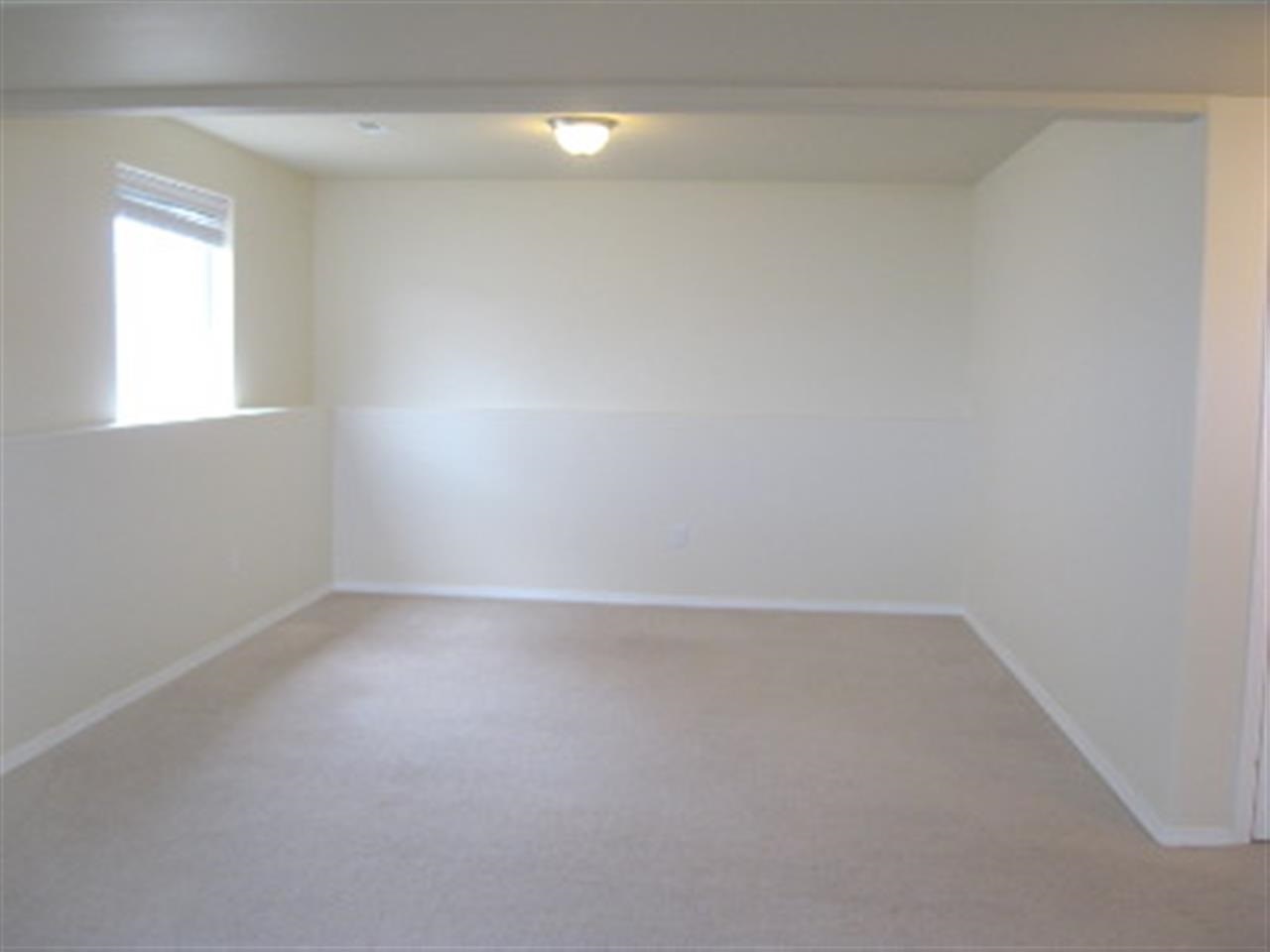 9301 N Elm - Photo 14