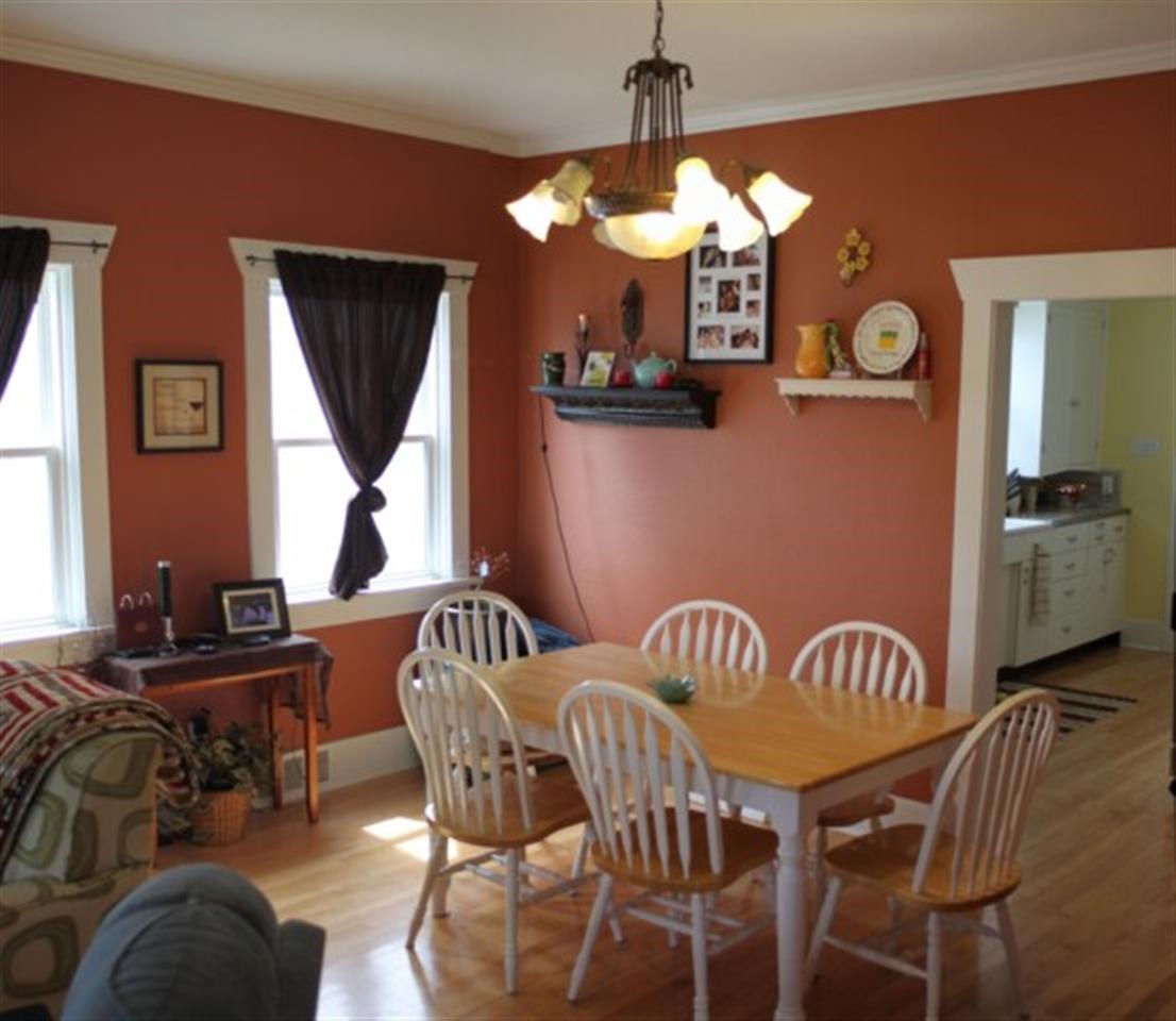 307 E 4th - Photo 5