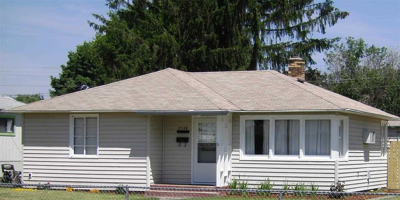 2710 W Olympic Ave - Photo 1