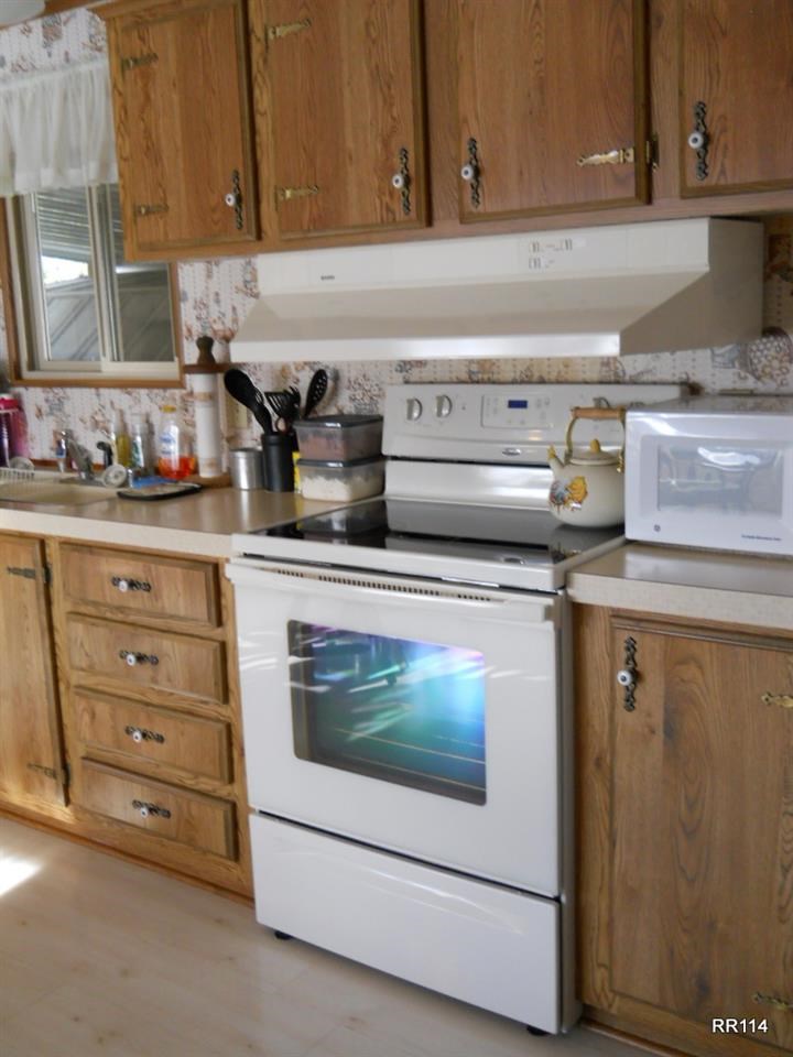 2601 N Barker #114 - Photo 5