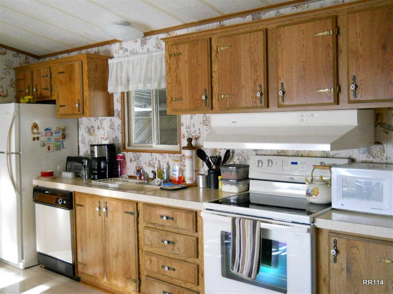2601 N Barker #114 - Photo 6