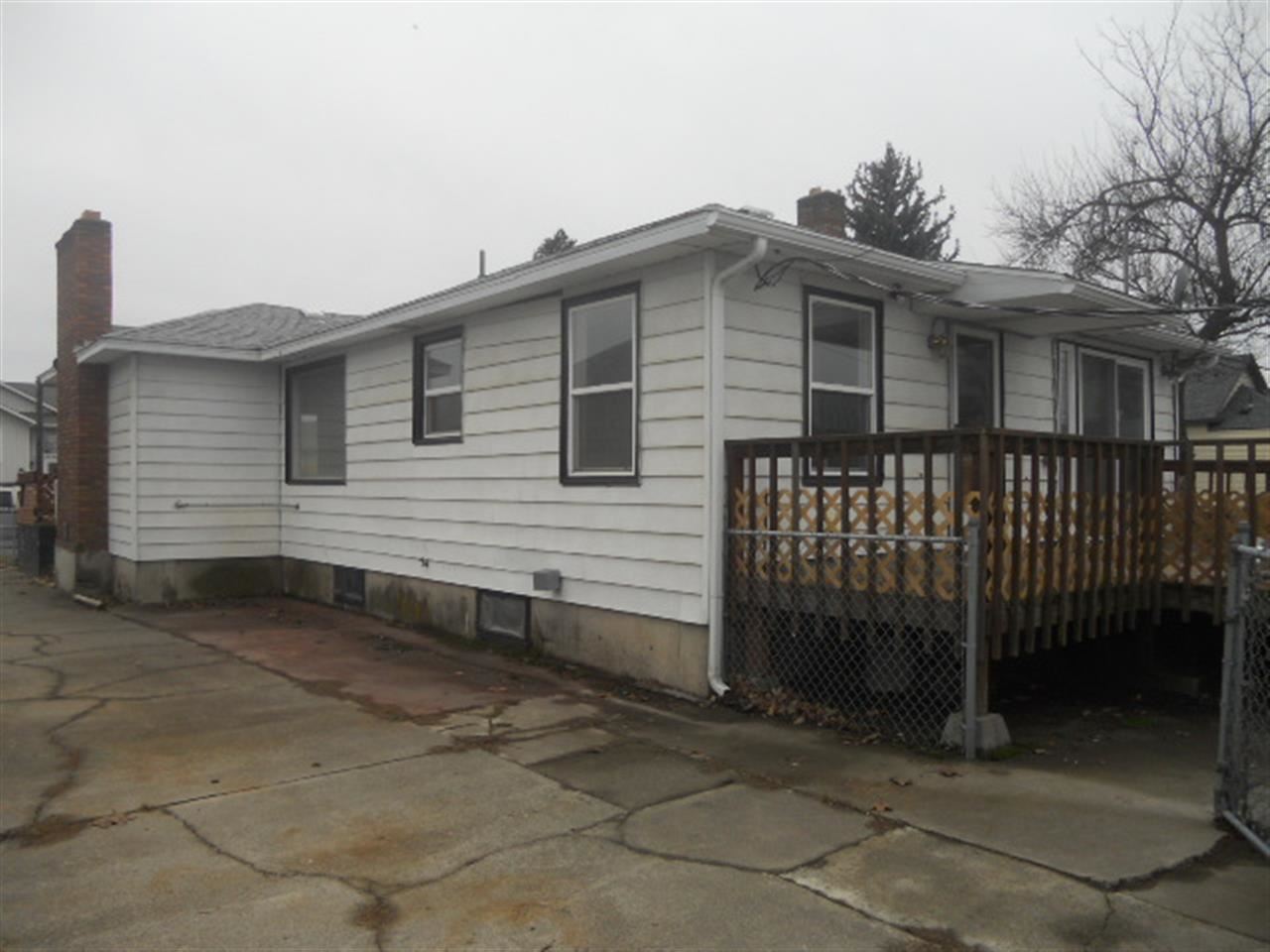 417 E Walton Avenue - Photo 3