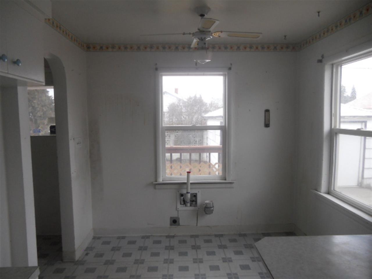 417 E Walton Avenue - Photo 4