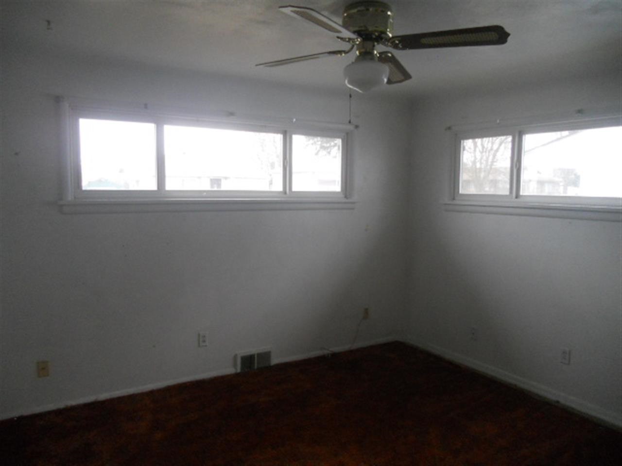 417 E Walton Avenue - Photo 9