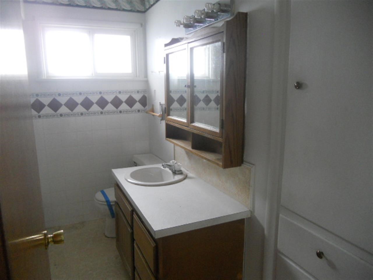 417 E Walton Avenue - Photo 10