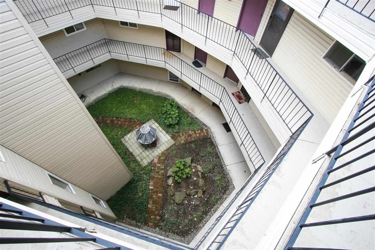 10321 E Main Ave - Photo 14
