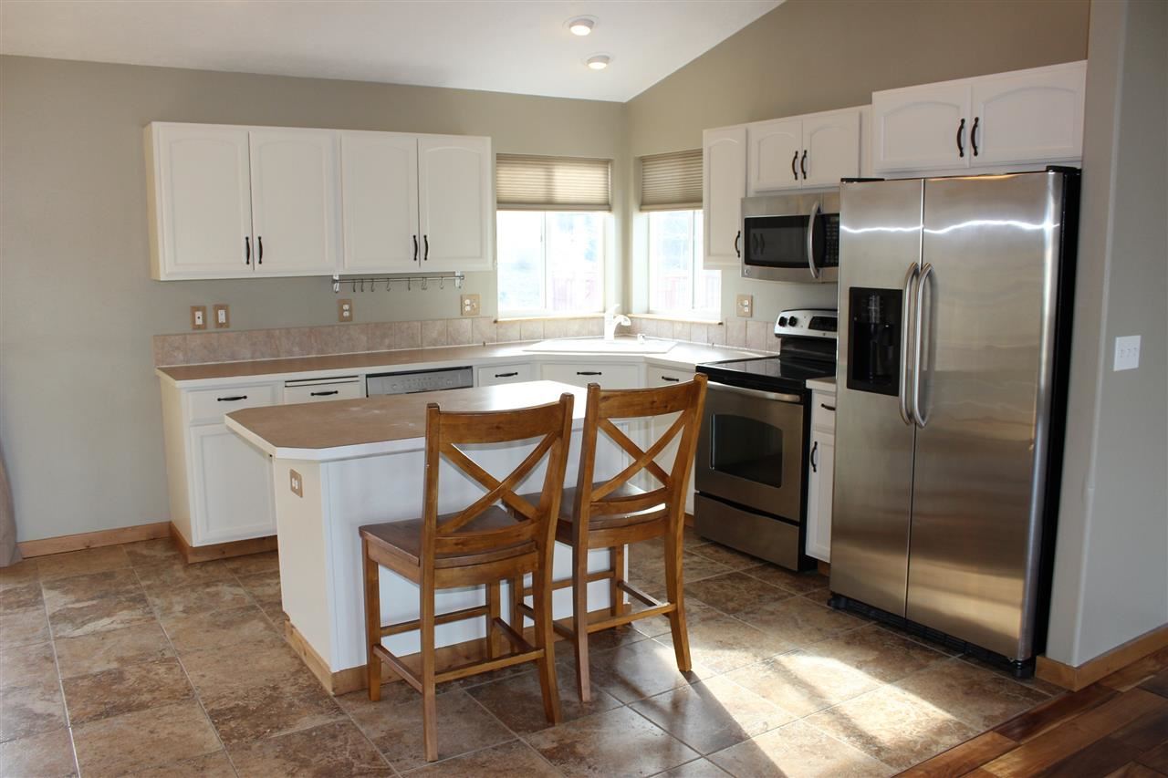 18304 E 11TH Ave - Photo 6