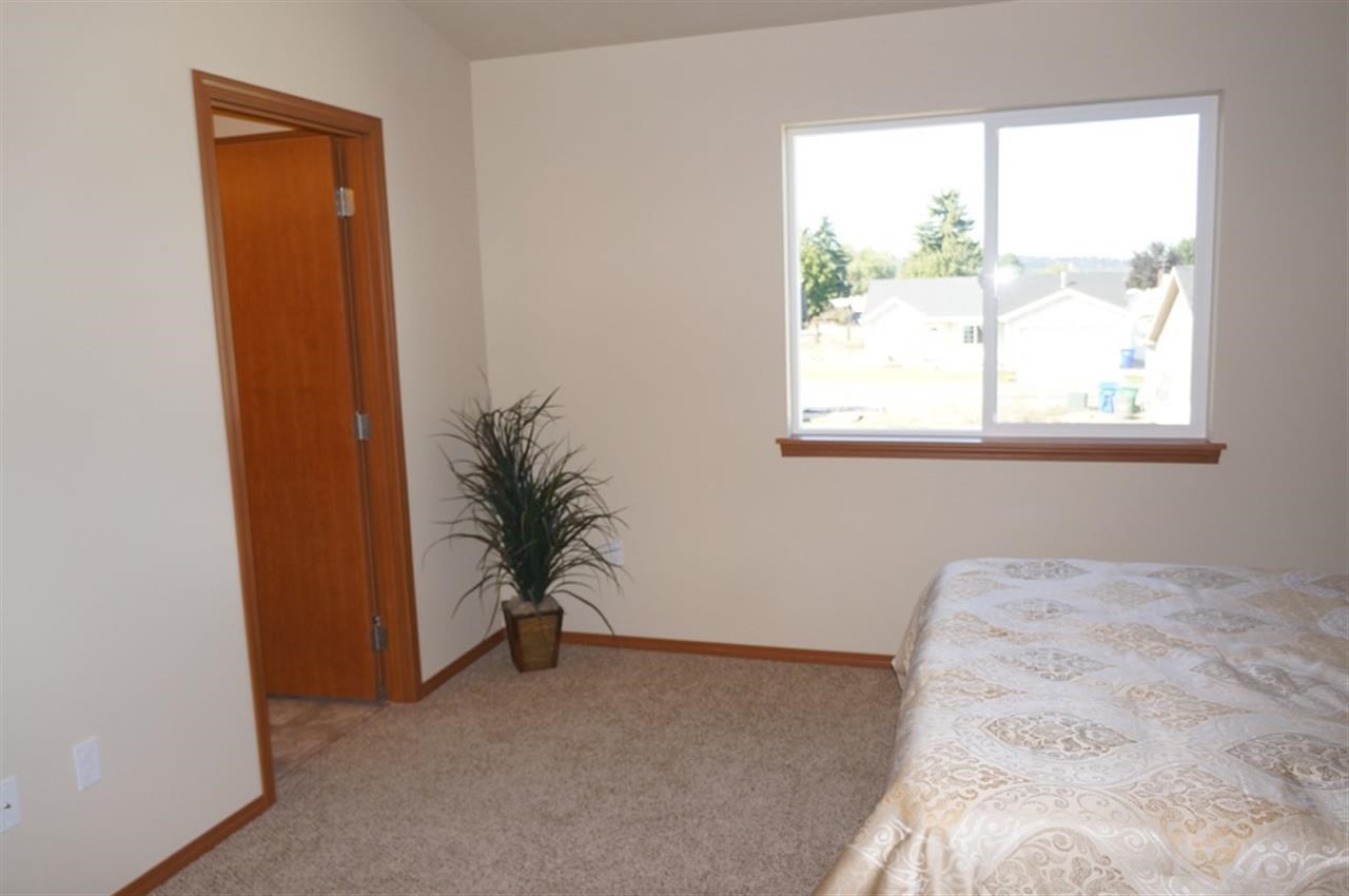 1305 N Robie Ln - Photo 15