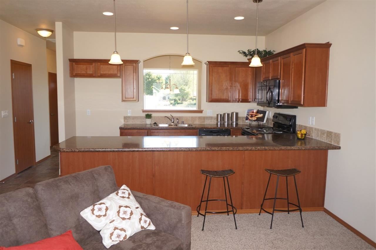 1305 N Robie Ln - Photo 3