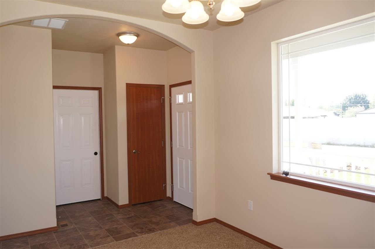 1305 N Robie Ln - Photo 8
