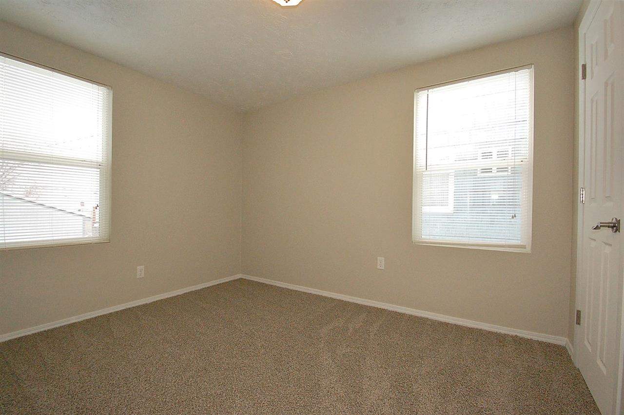 2411 W Broad Ave - Photo 12