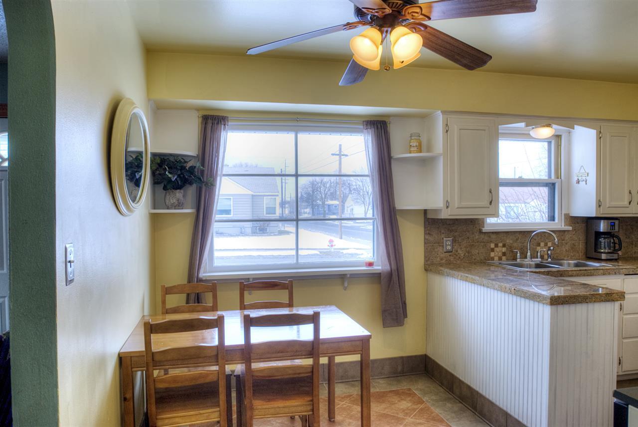 1328 E Rockwell Ave - Photo 4