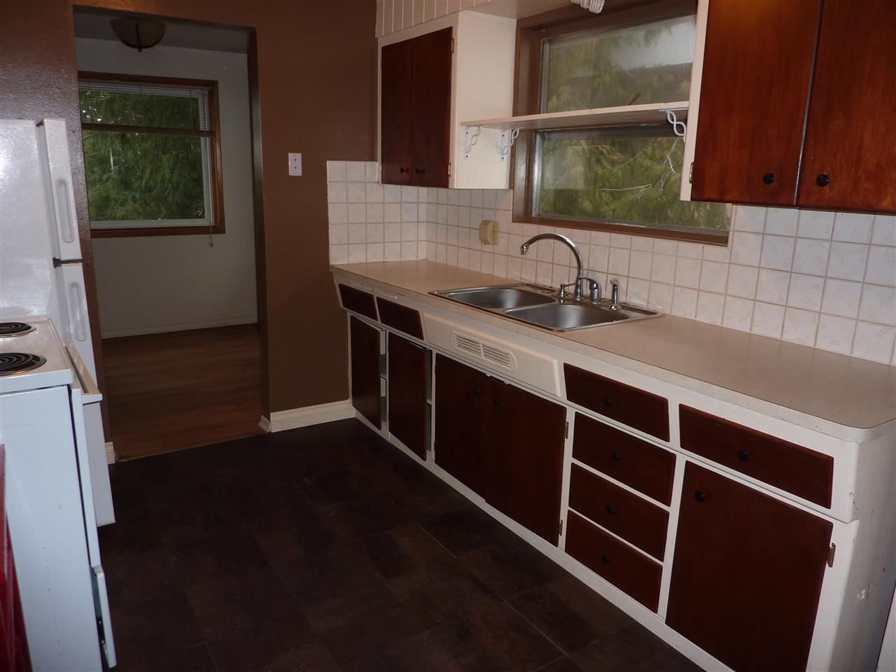 3827 E 16th Ave - Photo 3