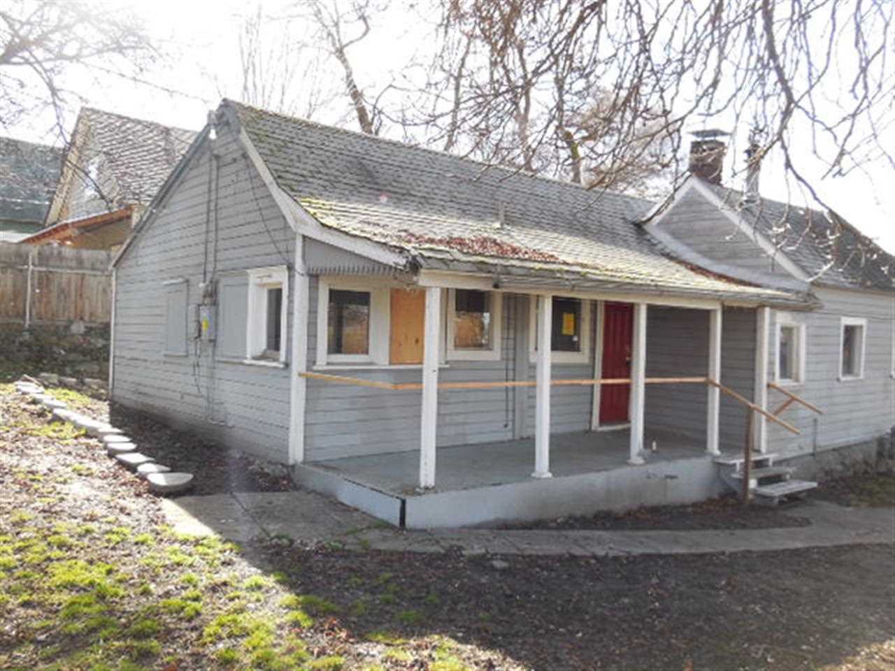 928 N Perry St - Photo 13