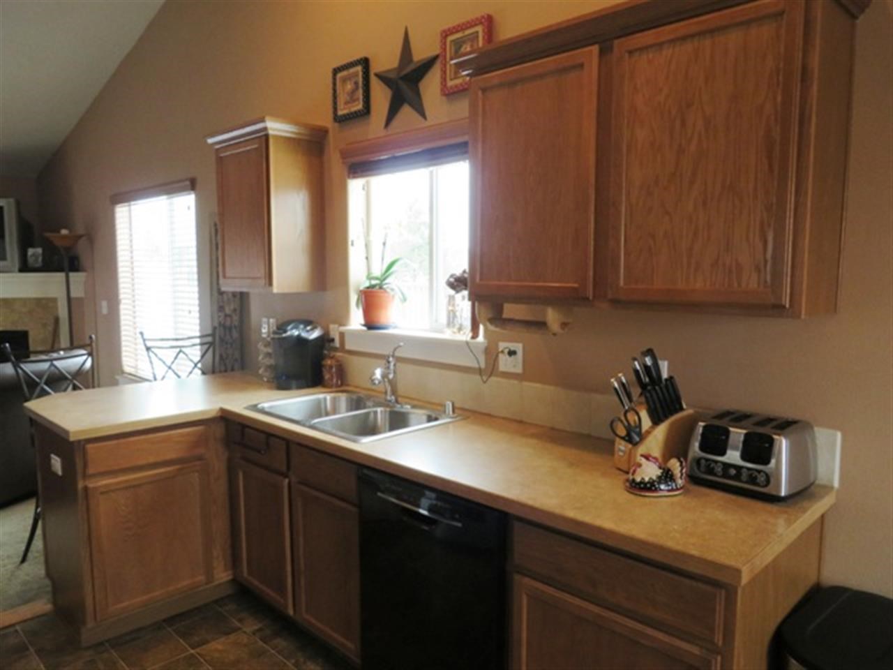 7907 N ASH - Photo 4