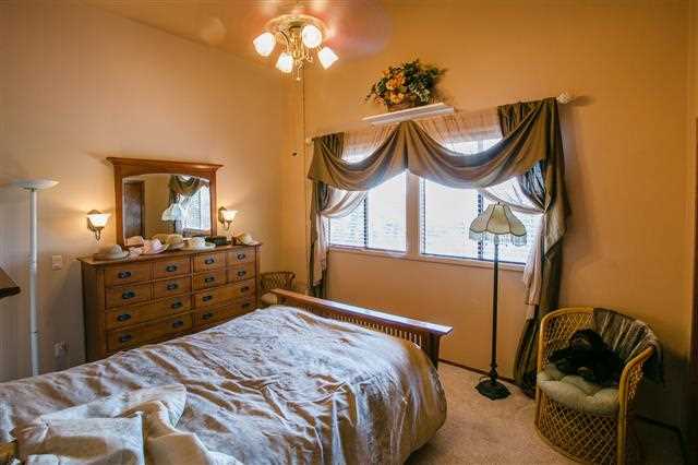 1627 W Euclid - Photo 13