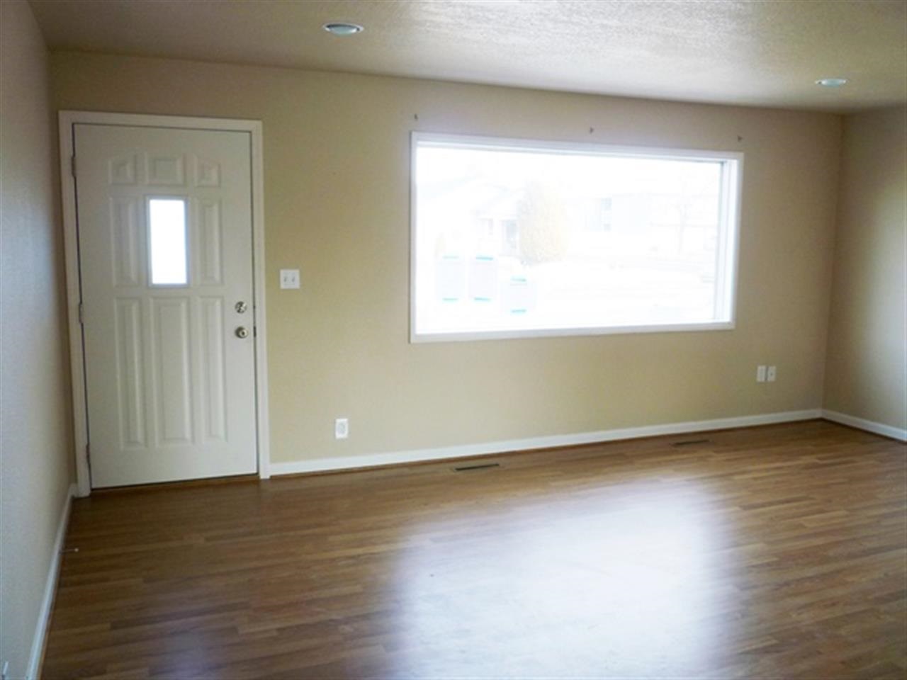 224 E Princeton Ave - Photo 2