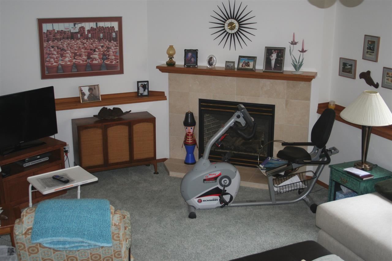 920 N Wright Blvd - Photo 7