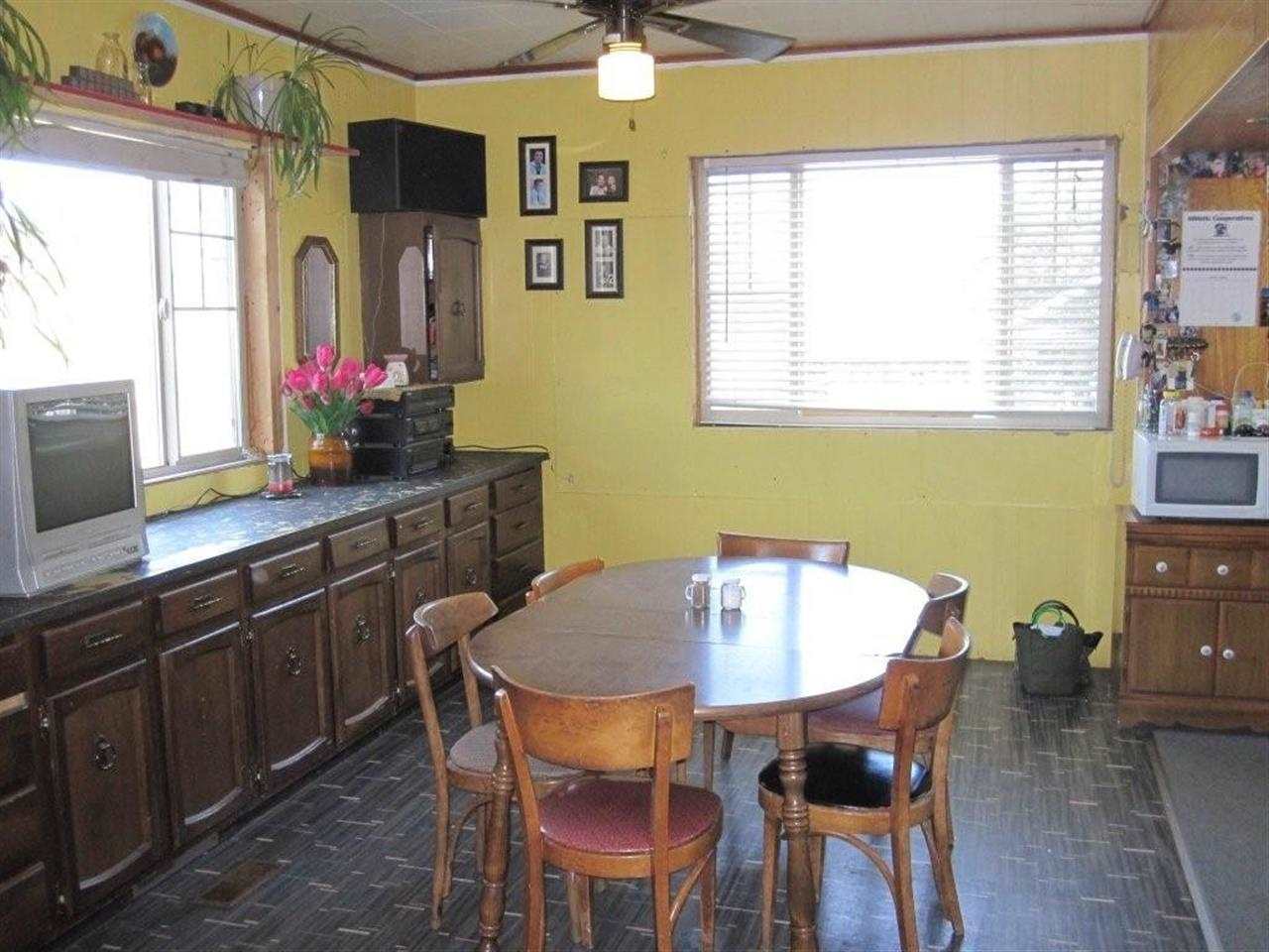 803 E Seamon - Photo 6