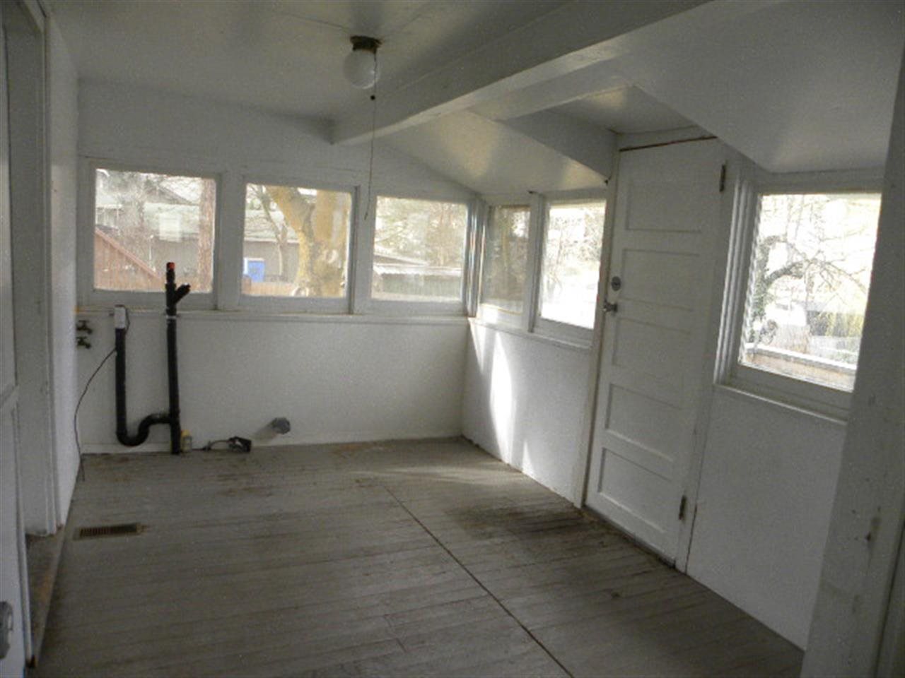 1227 E 16TH - Photo 16