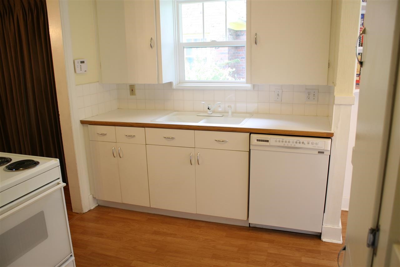 218 W 25TH - Photo 13