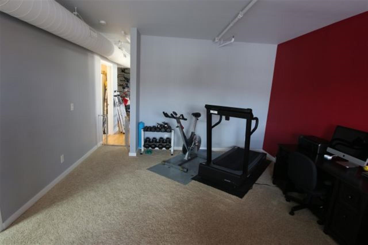 315 W Riverside Ave - Photo 13
