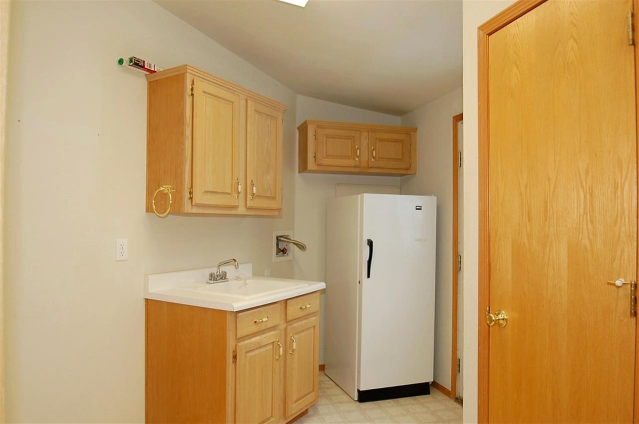 502 Levitch Rd - Photo 6