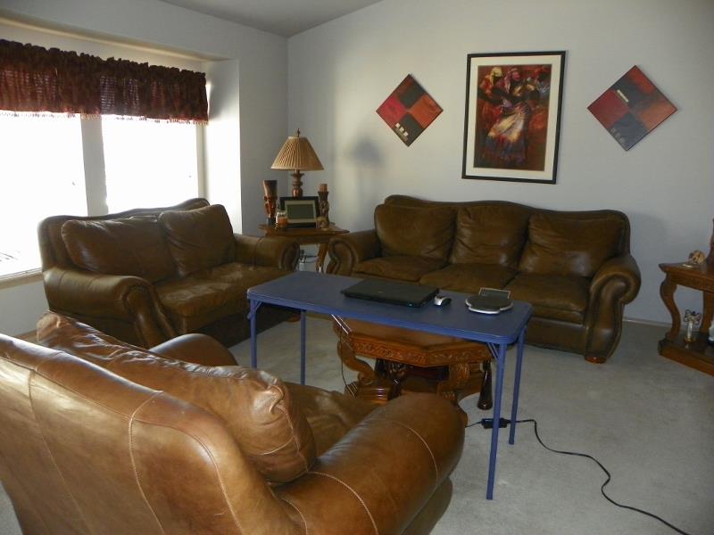1625 N HARMONY - Photo 3