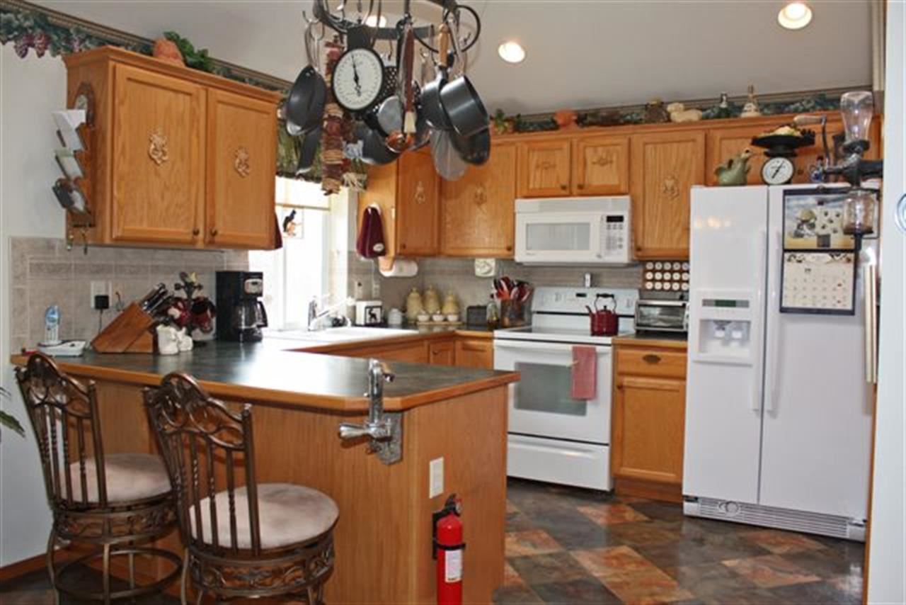 16016 E 17th Ave - Photo 3