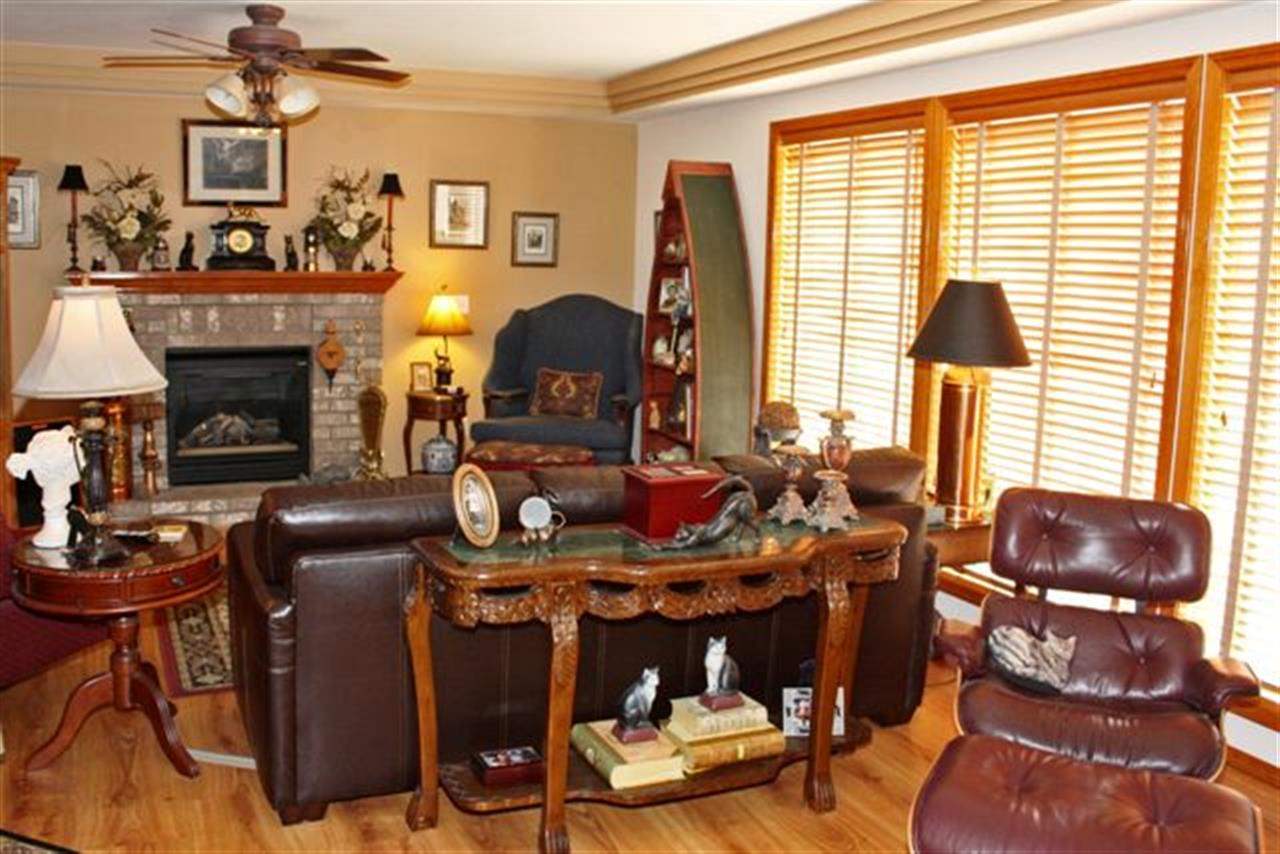 16016 E 17th Ave - Photo 6
