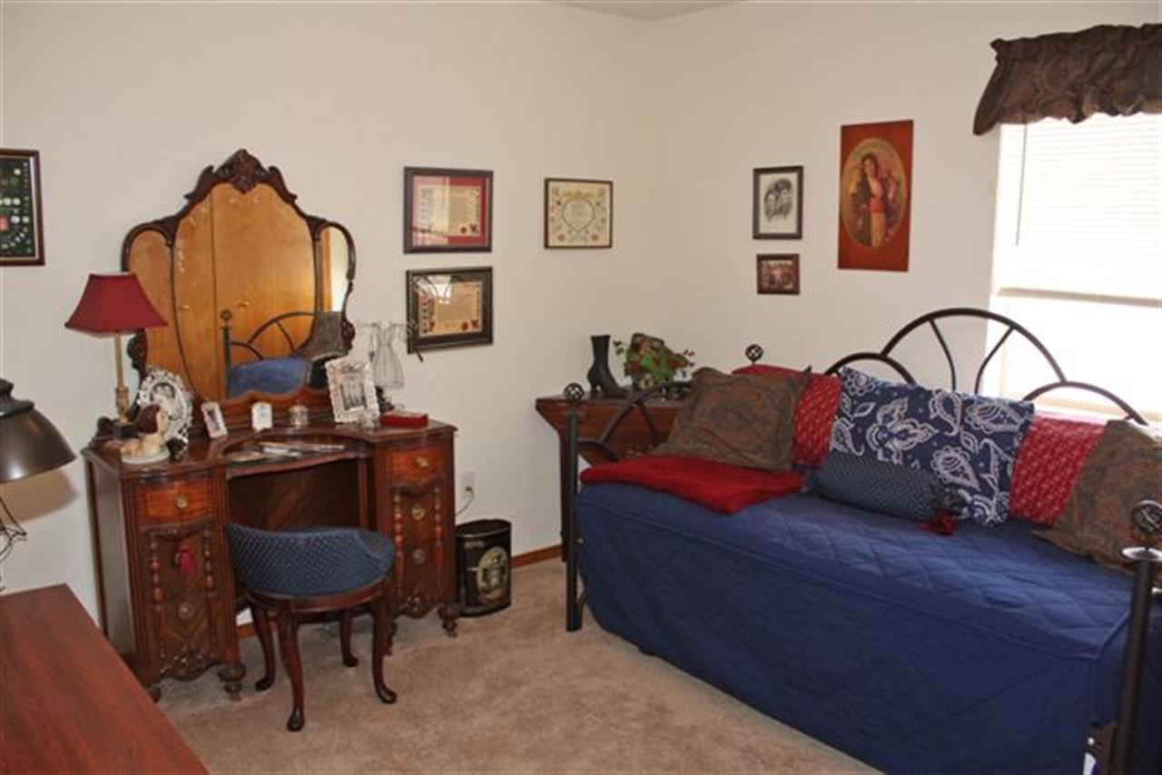 16016 E 17th Ave - Photo 9