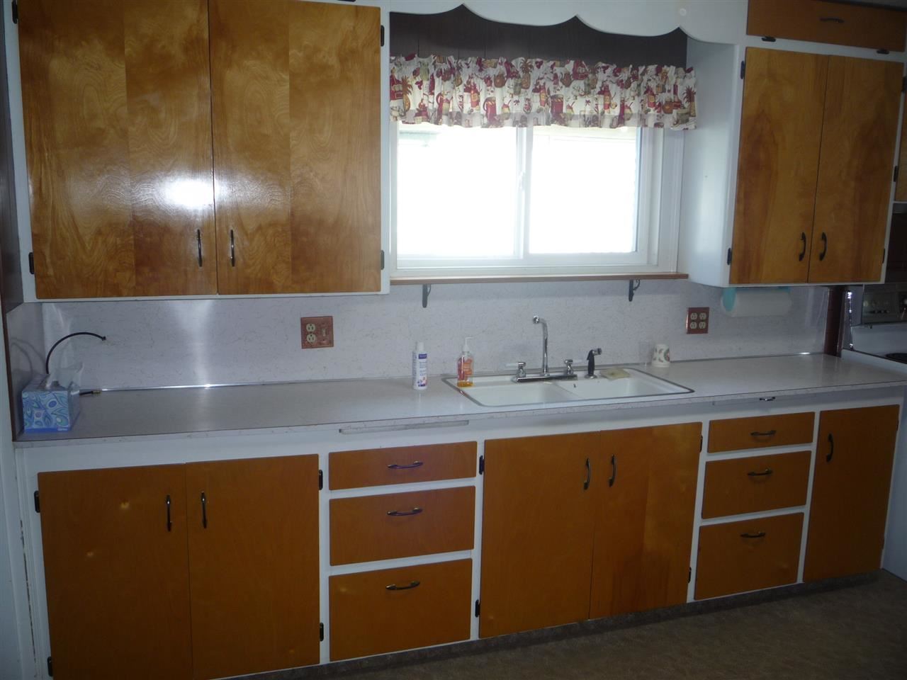 913 E Walton Ave - Photo 6