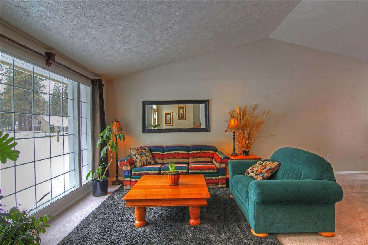 4515 E Pineglen Ln - Photo 3