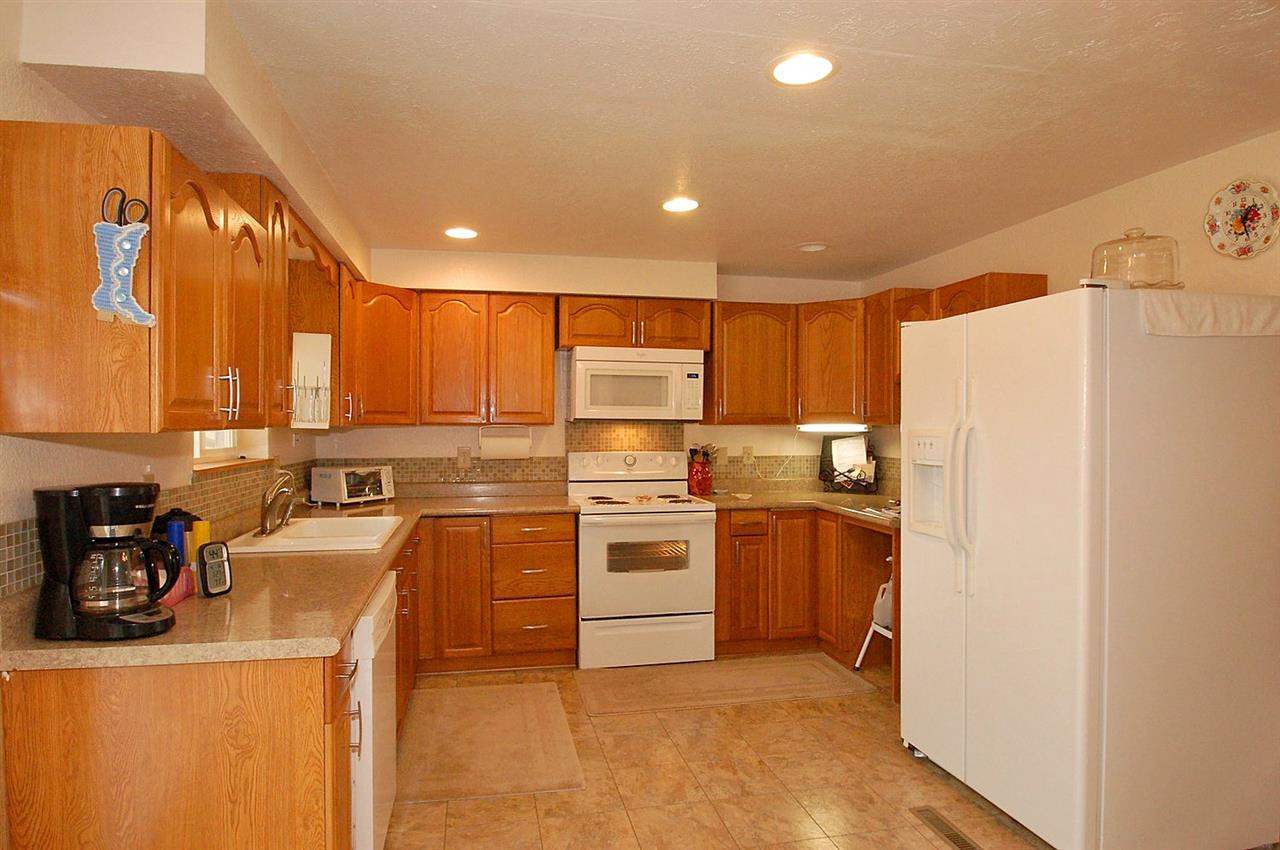 1115 E 5th St - Photo 7