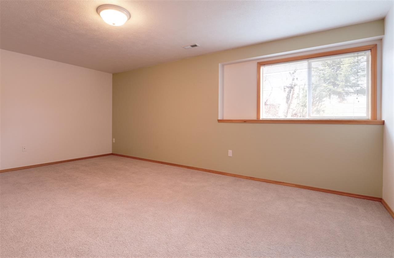 24215 E Pinehurst - Photo 12
